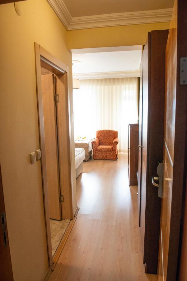 Simsek Hotel