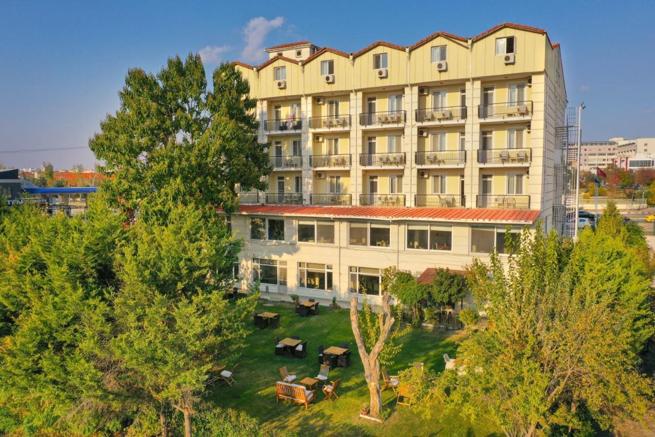 Simsek Hotel