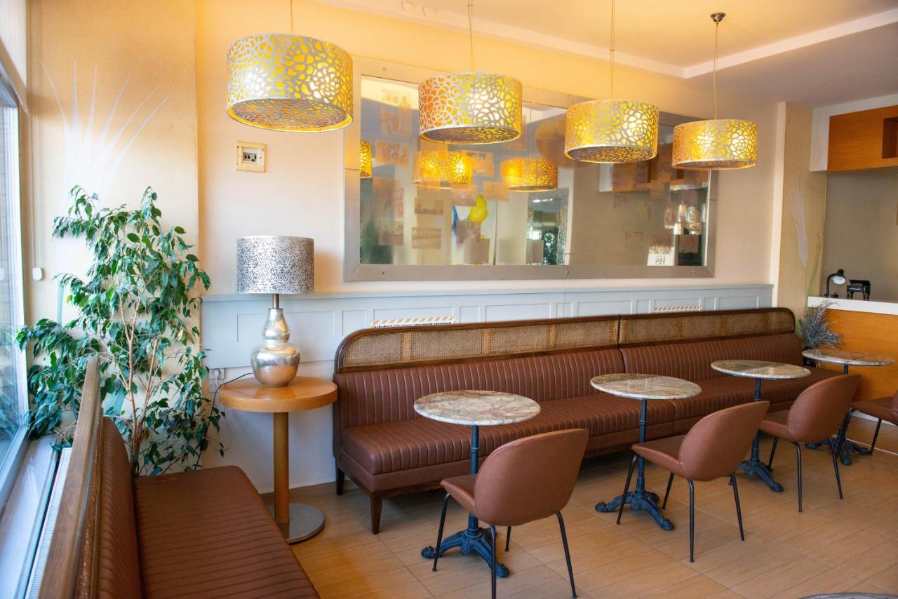 Simsek Hotel 3*